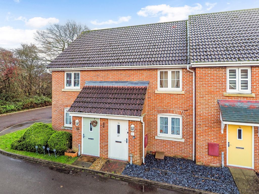 2 bed for sale in Lapwing Way, Four Marks, Alton, Hampshire