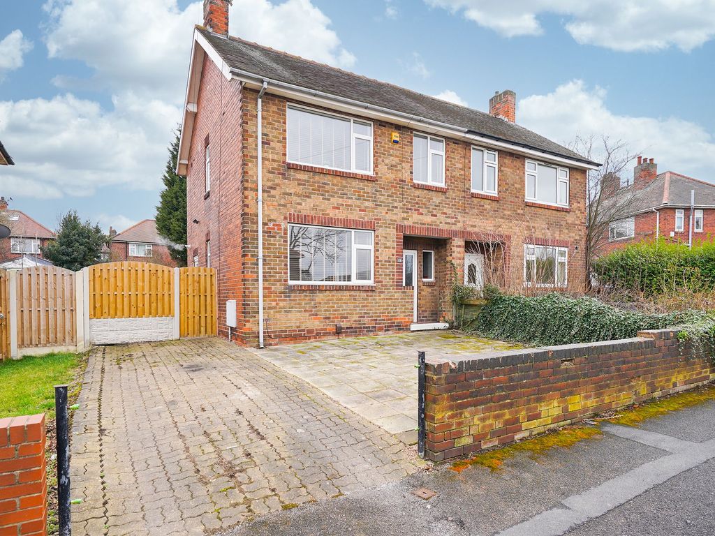 3 bed semidetached house for sale in Grange Road, WathUponDearne S63