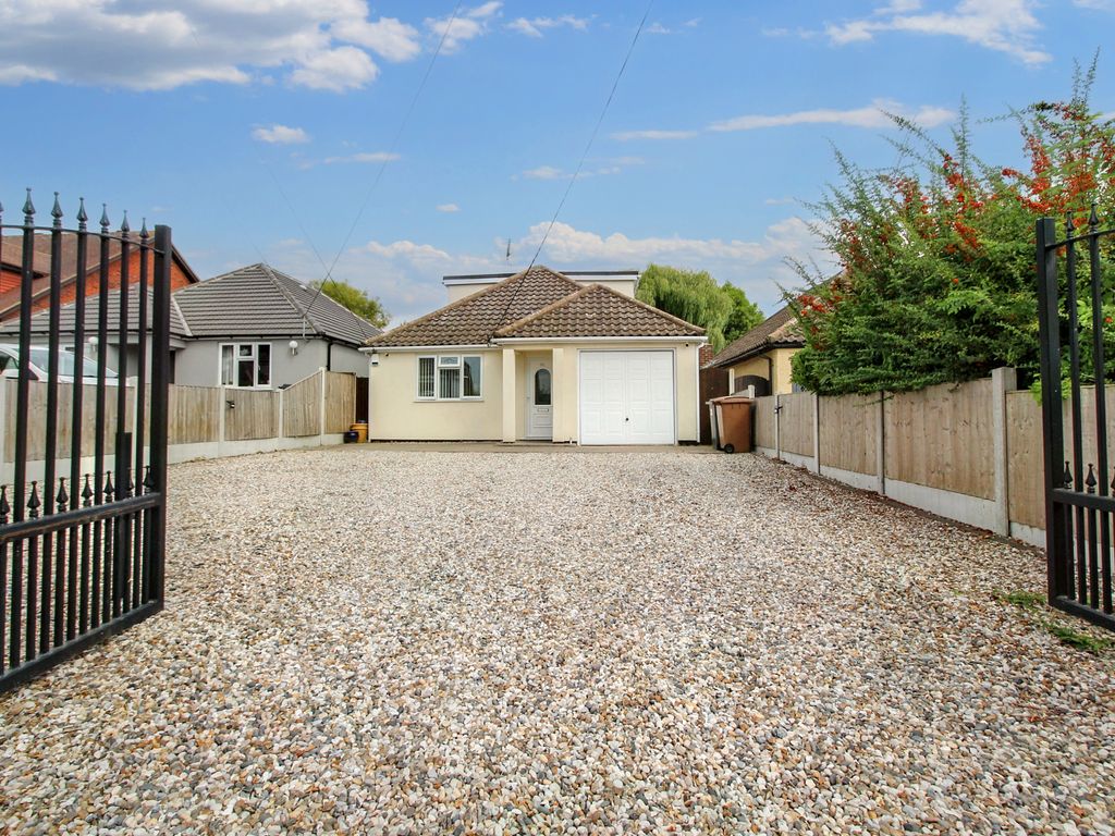 4 Bed Property For Sale In Brock Hill Ss11 Zoopla