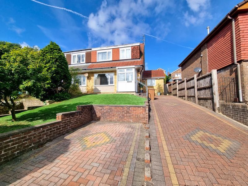 3 bed semidetached house for sale in Pembroke Court, Caerphilly CF83