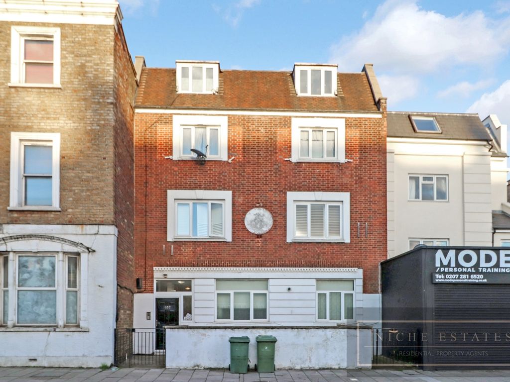 3 bed flat to rent in Hornsey Road, London N19 Zoopla