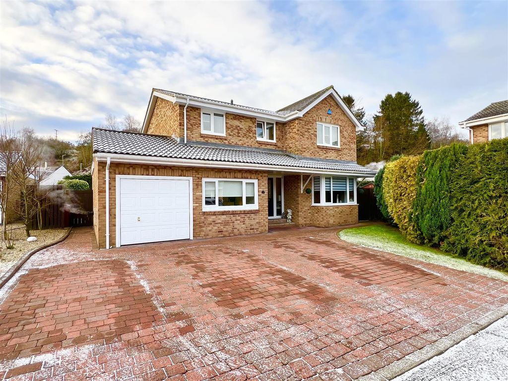 4 bed detached house for sale in James Wilson Place, Crossford, Carluke