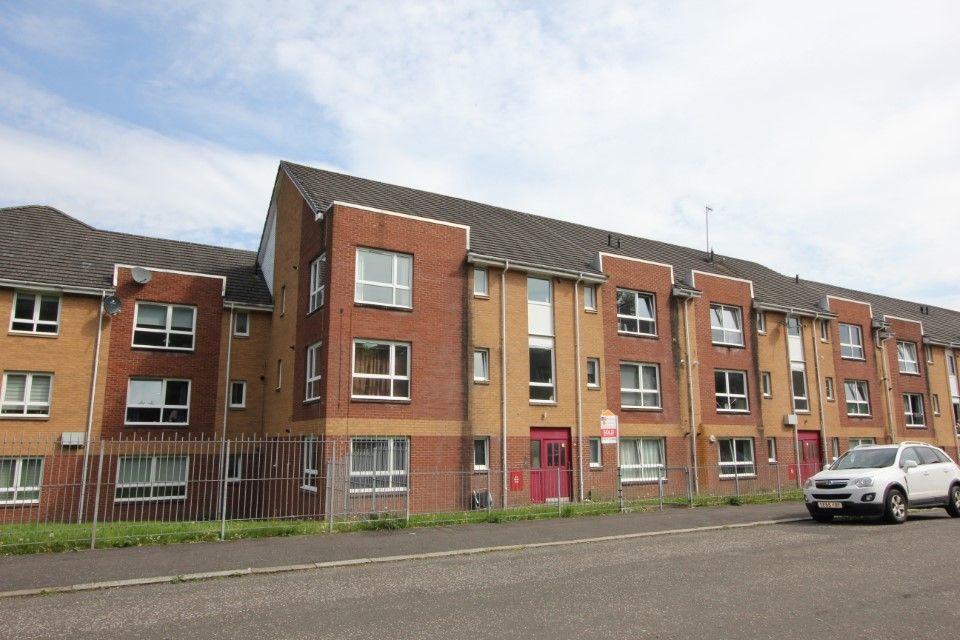 2 bed flat for sale in Elvan Street, Glasgow G32, £85,000 Zoopla