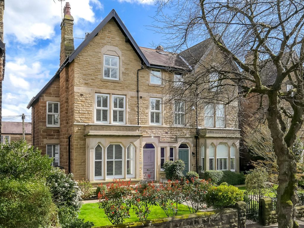 2 bed flat for sale in Franklin Road, Harrogate HG1 Zoopla
