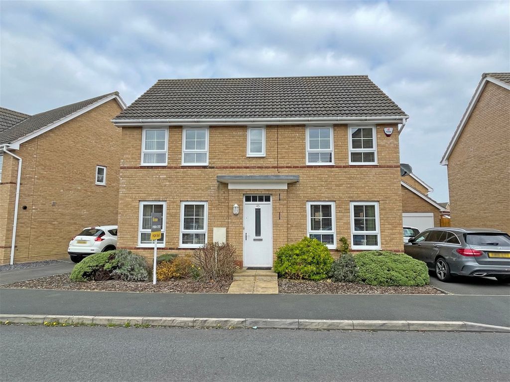 4 bed detached house for sale in Blackbird Road, Corby NN18 Zoopla