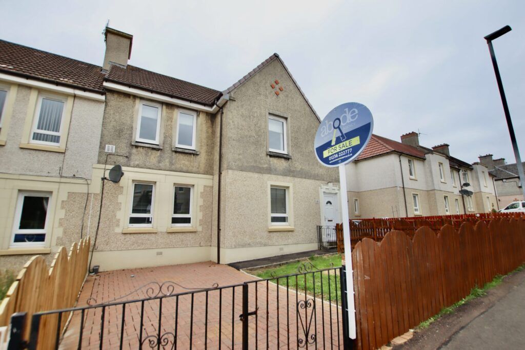 2 bed flat for sale in Newbattle Avenue, Calderbank, Airdrie ML6 Zoopla