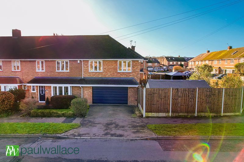 4 bed end terrace house for sale in Tudor Avenue, Cheshunt, Waltham