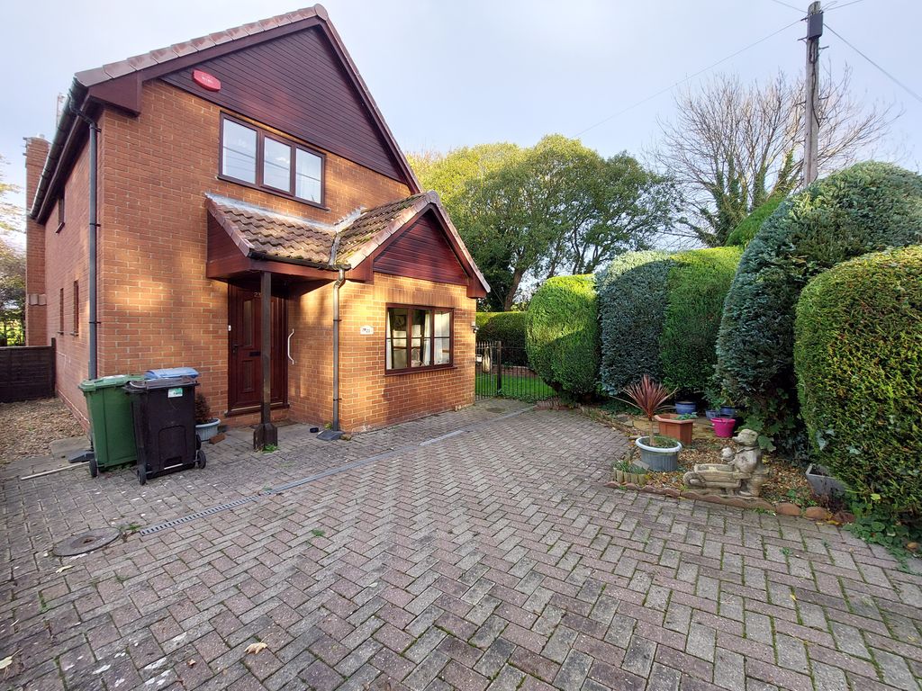 2 bed detached house for sale in Station Lane, Cloughton, Scarborough