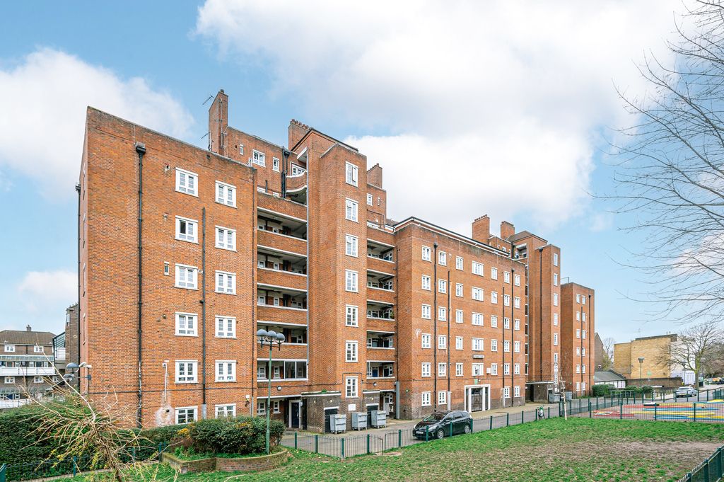 2 bed flat for sale in Clarence Way, London NW1 Zoopla