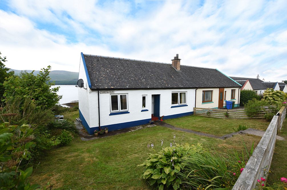 2 bed detached bungalow for sale in Lochaline PA80 Zoopla