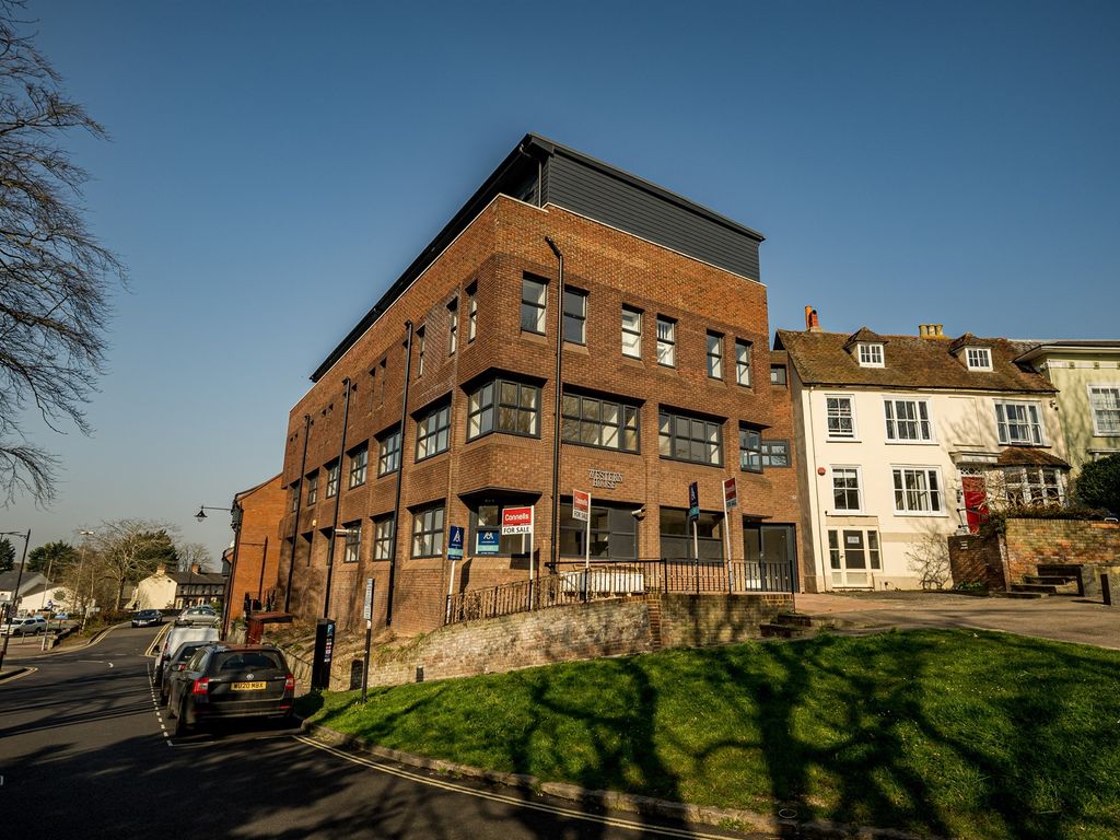 Rickfords Hill, Aylesbury HP20  