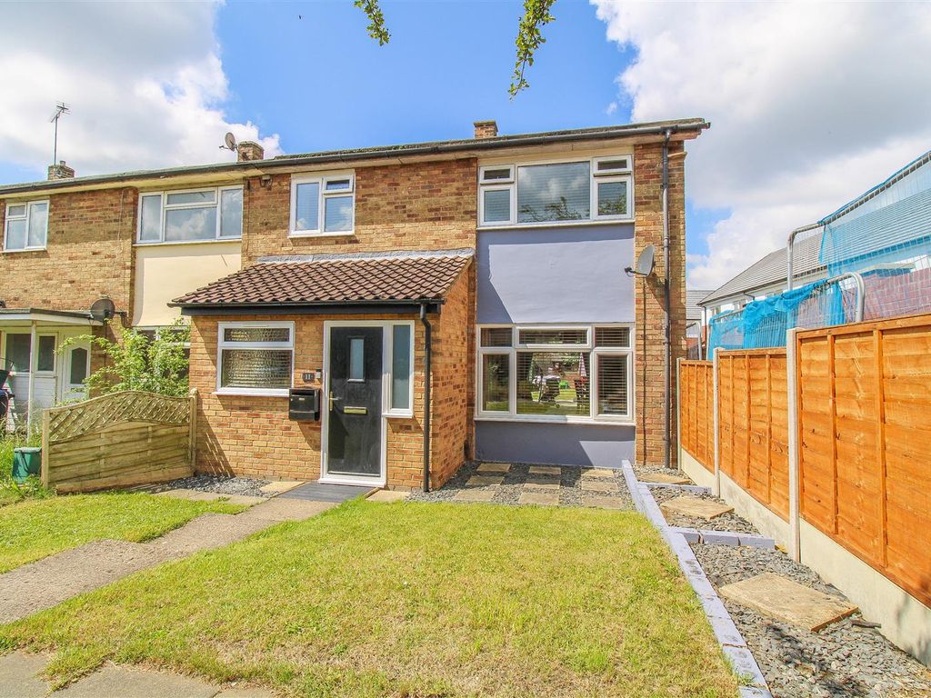 3 bed end terrace house for sale in Rushes Mead, Harlow CM18 Zoopla