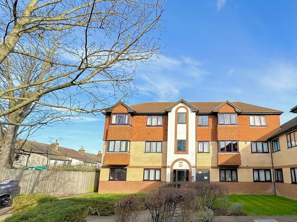 1 bed flat for sale in Nutfield Close, Carshalton, Surrey SM5 Zoopla