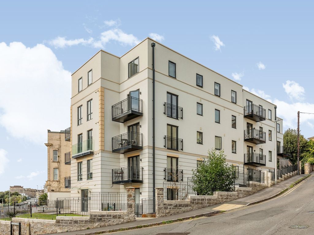 2 bed flat for sale in Manilla Crescent, WestonSuperMare, Somerset