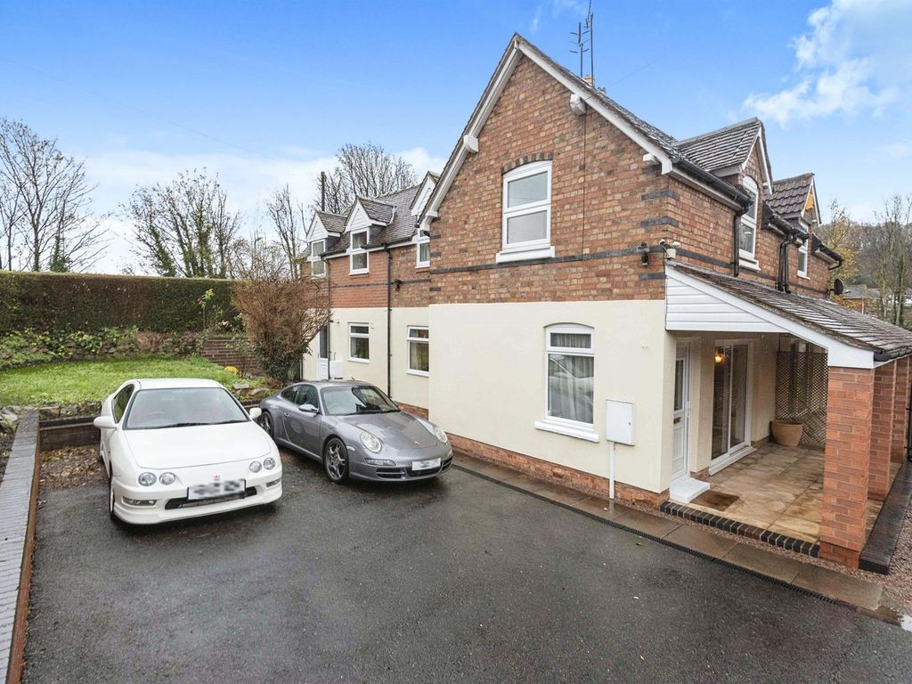3 bed semidetached house for sale in Wylds Lane, Worcester WR5 Zoopla