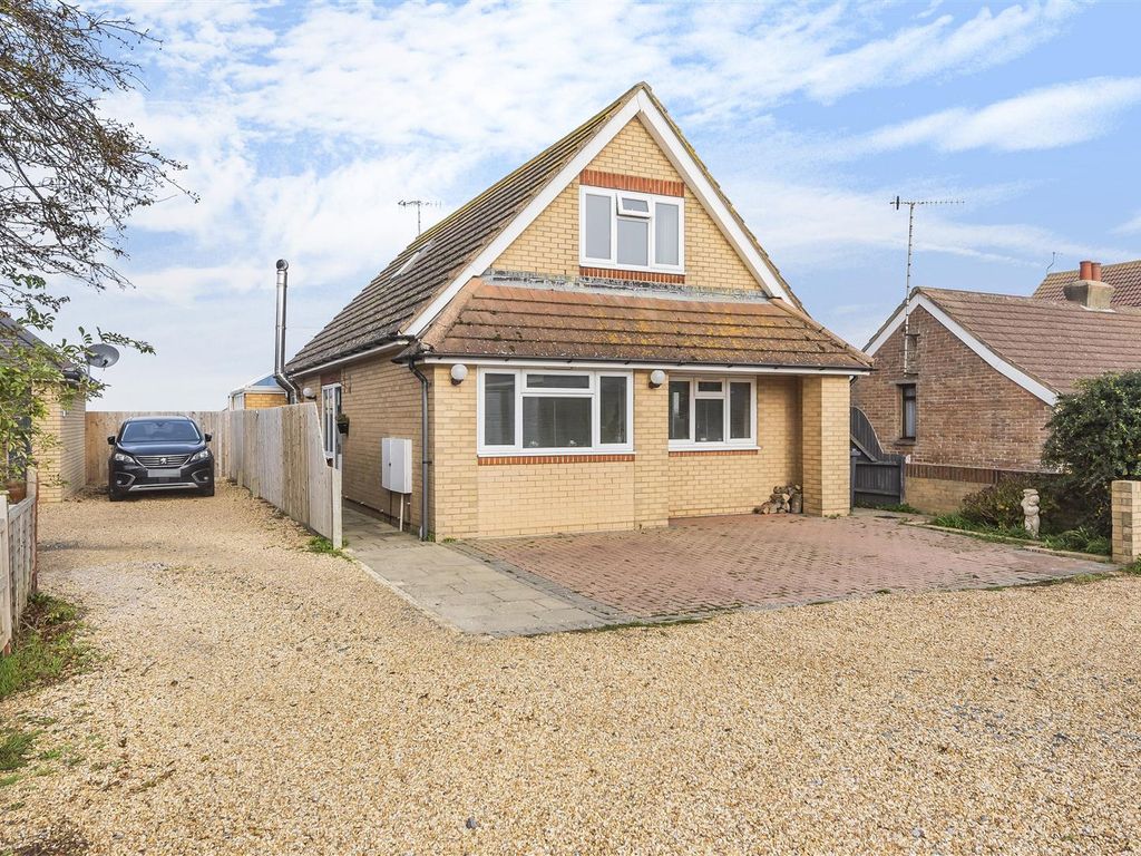 3 bed property for sale in Swallows Close, Lancing BN15 Zoopla