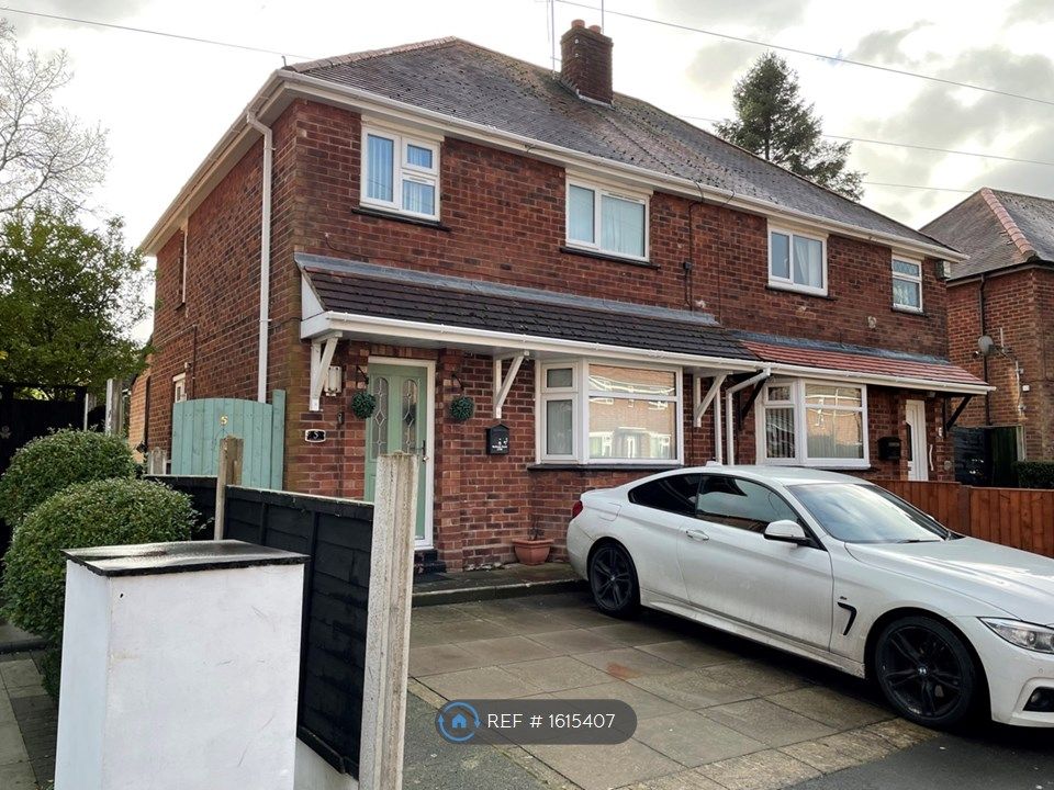 3 bed semidetached house to rent in Malbank Road, Crewe CW2 Zoopla