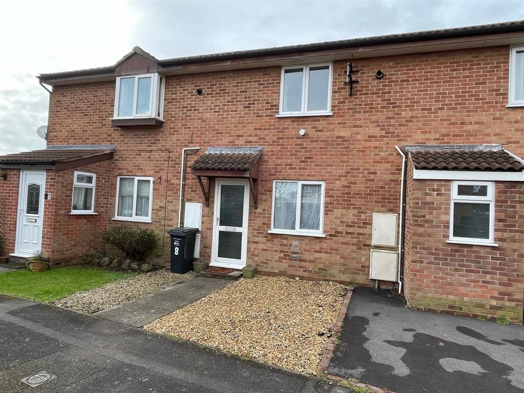 2 bed terraced house for sale in Avebury Close, BurnhamOnSea TA8, £