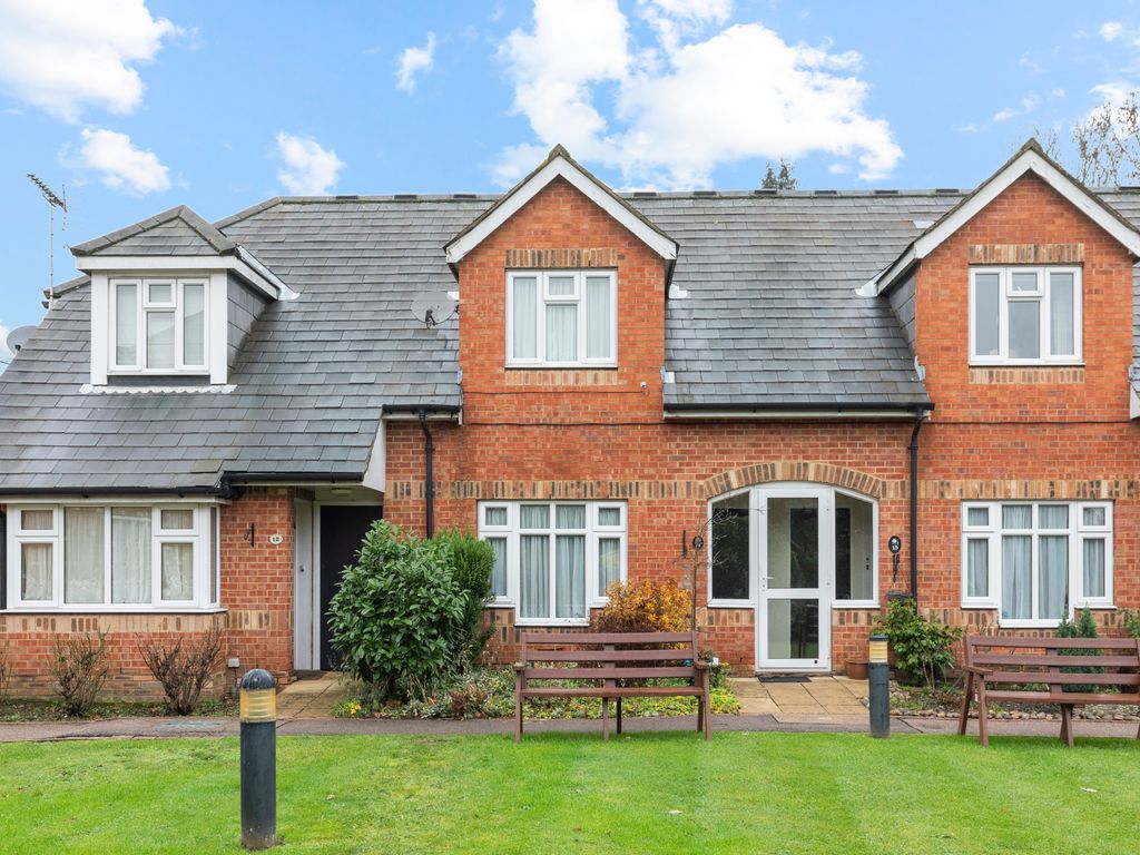 2 bed terraced house for sale in Green Lane, Stanmore HA7, £425,000