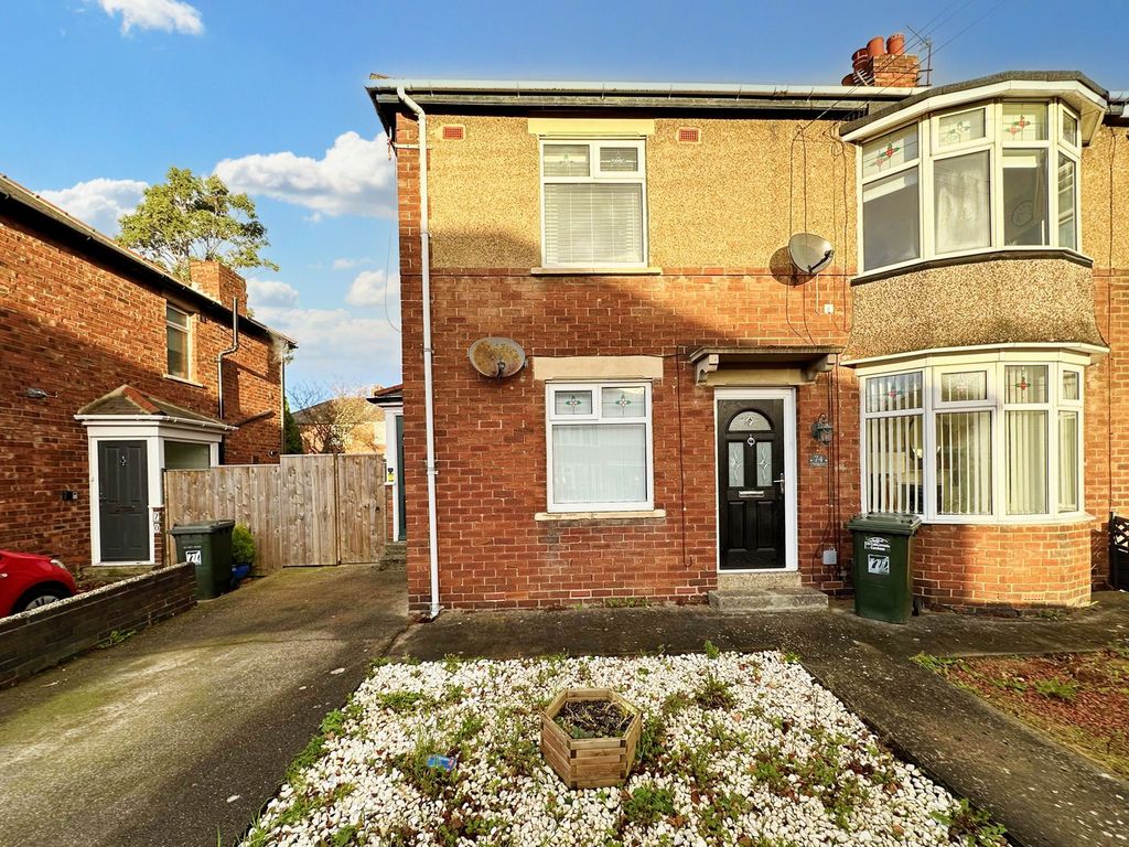 2 bed flat for sale in Coldstream Gardens, Wallsend NE28, £89,950 Zoopla