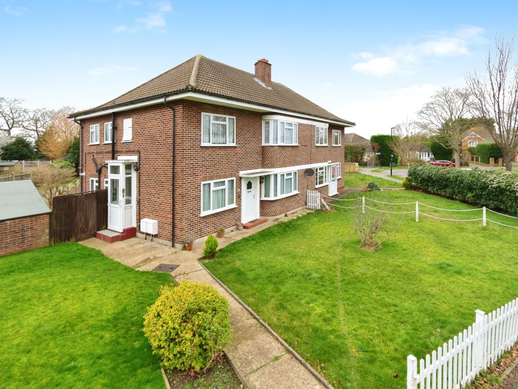 2 bed for sale in Orchard Rise, Shirley, Croydon CR0, £