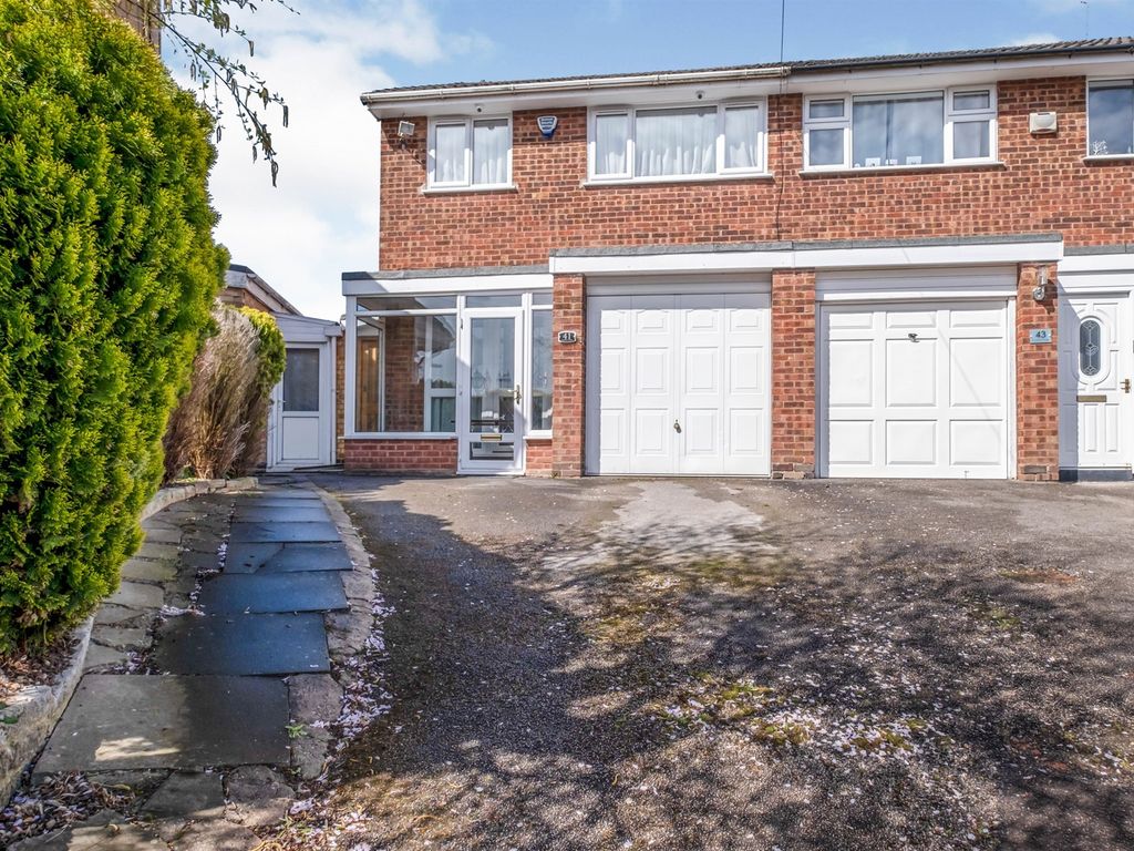 3 bed semidetached house for sale in Lammas Close, Solihull B92 Zoopla