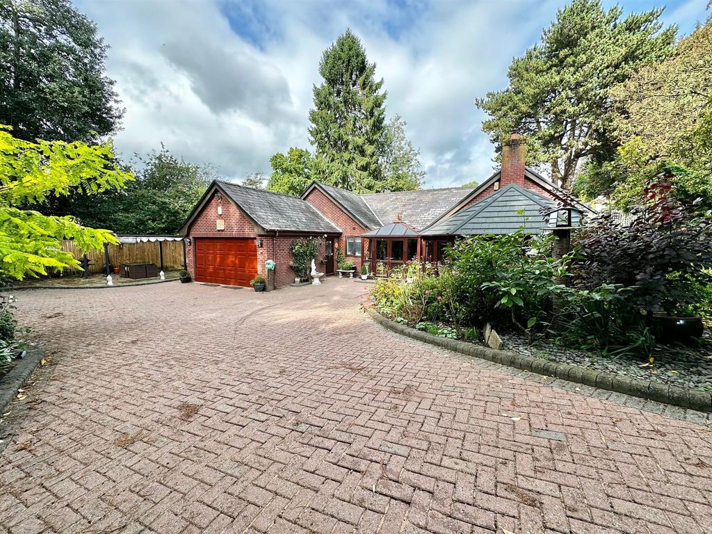 3 bed detached bungalow for sale in Legh Road, Knutsford WA16, £900,000 Zoopla