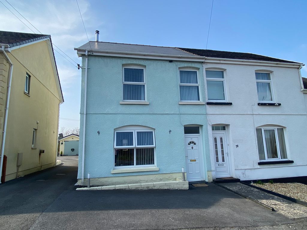 3 bed semidetached house to rent in Llannon Road, Pontyberem, Llanelli
