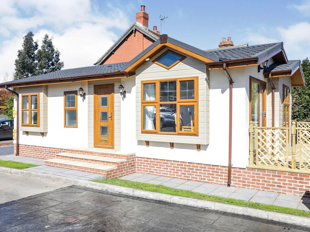 2 bed mobile/park home for sale in Eastfield Park, Tuxford, Newark NG22