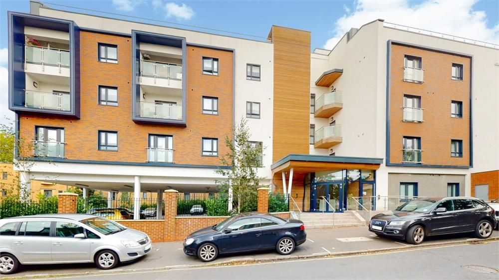 1 bed flat to rent in Sidmouth Avenue, Isleworth TW7 Zoopla