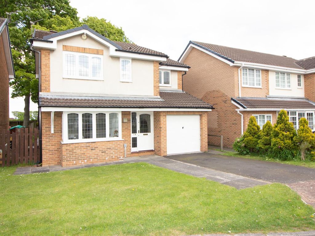 4 bed detached house to rent in Yeavering Close, Gosforth, Newcastle