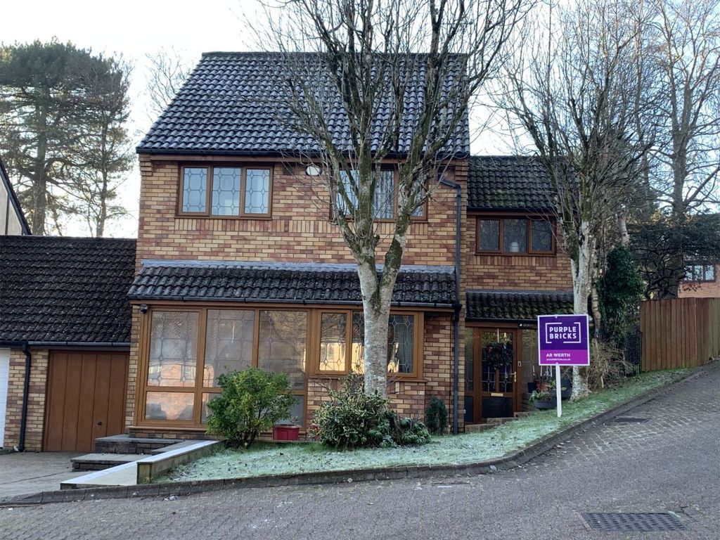4 bed detached house for sale in Gelli Aur, Treboeth SA5, £289,000 Zoopla