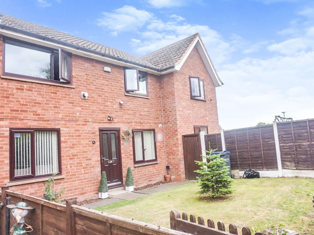 4 bed semidetached house for sale in Lindridge Road, Sutton Coldfield