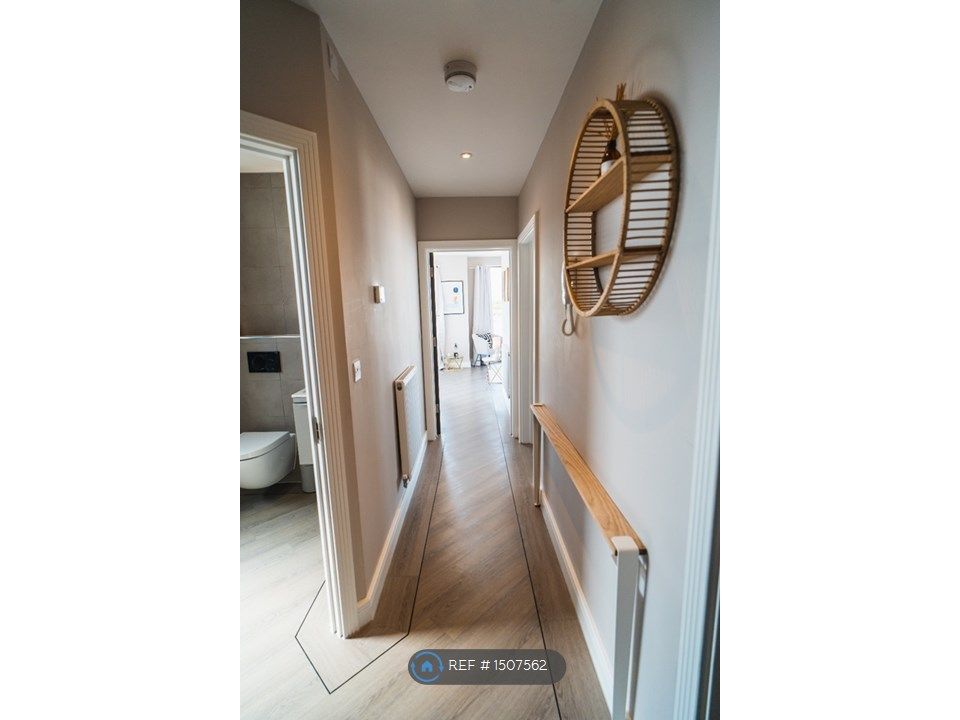 2 bed flat to rent in West Quay Road, Poole BH15 Zoopla