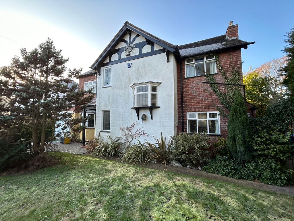 4 bed detached house for sale in St. Michaels Avenue, Bramhall