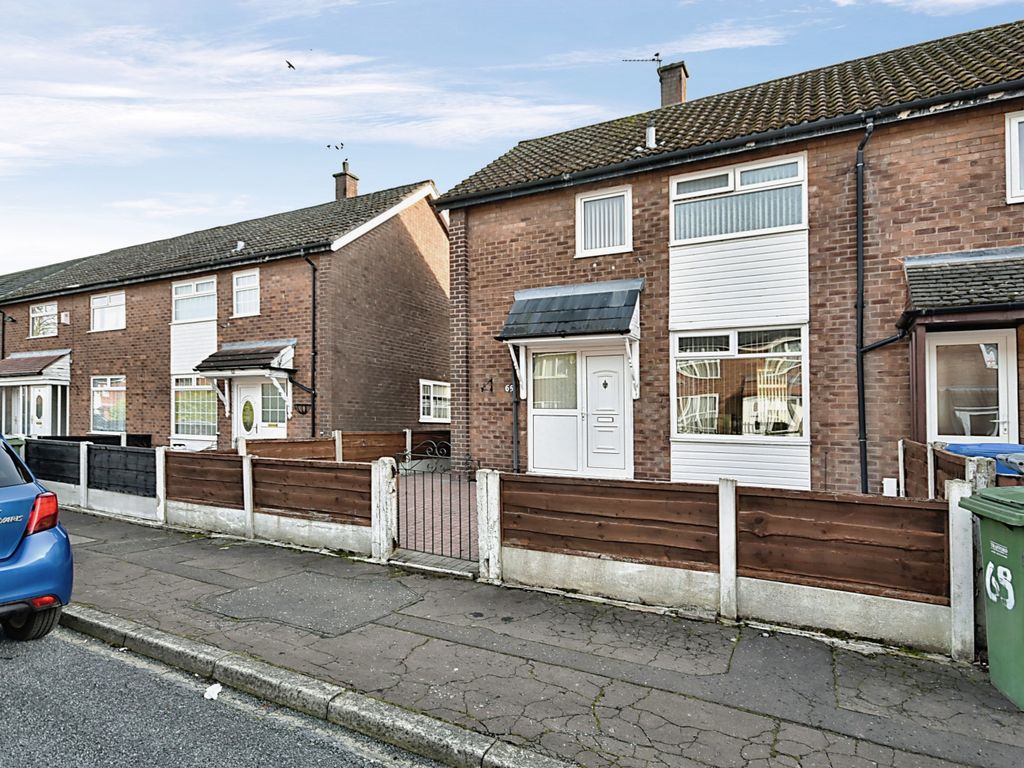 2 bed end terrace house for sale in Epping Drive, Sale M33 Zoopla