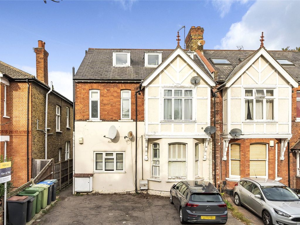 2 bed property for sale in Cambridge Road, Bromley BR1, £350,000 Zoopla
