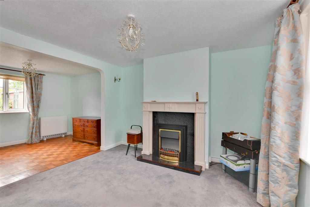 3 bed detached house for sale in Barrow Hill, Sellindge, Kent TN25 Zoopla