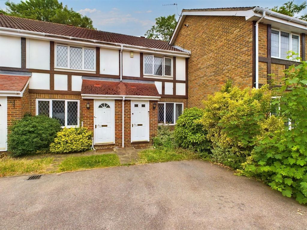 2 bed terraced house for sale in Danesfield Close, Walton On Thames
