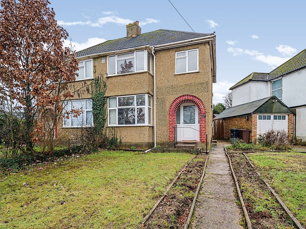 3 bed semidetached house for sale in Mayflower Road, Park Street, St