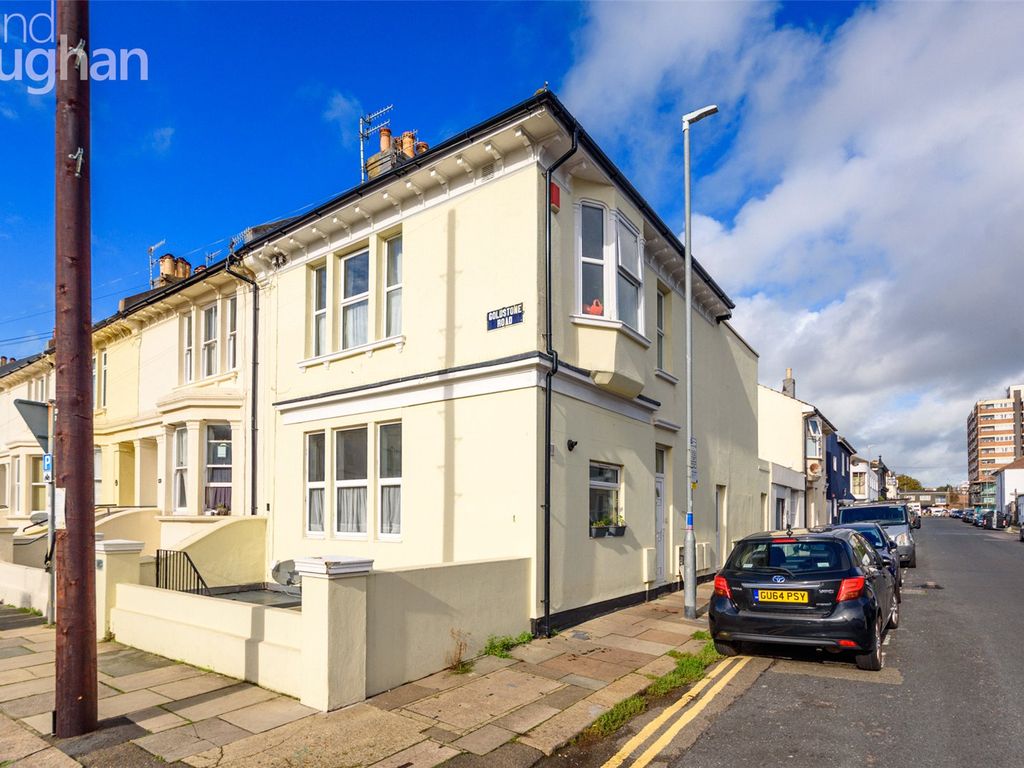 2 bed flat to rent in Goldstone Road, Hove, East Sussex BN3, £1,400 pcm