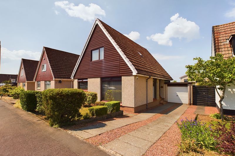 4 bed property for sale in Skipness Avenue, Carluke ML8 Zoopla