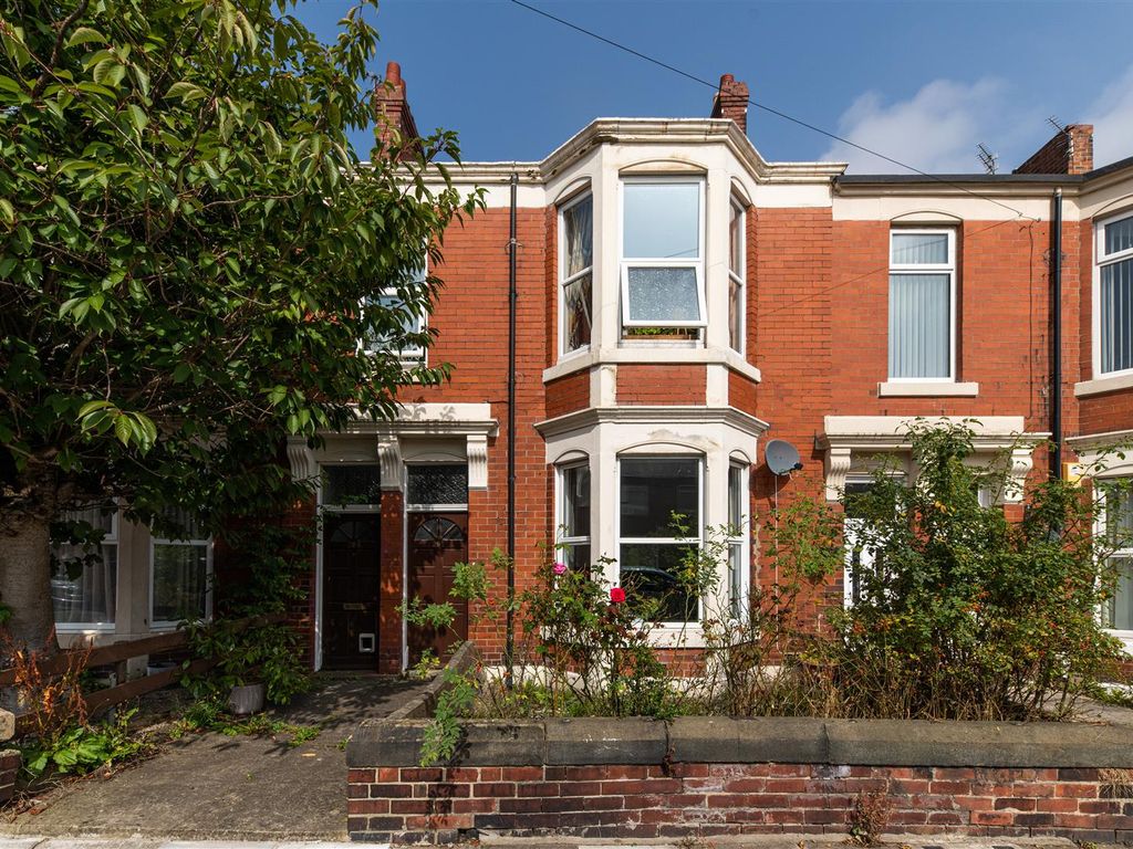 2 bed flat to rent in Rothbury Terrace, Heaton, Newcastle Upon Tyne NE6, £950 pcm Zoopla