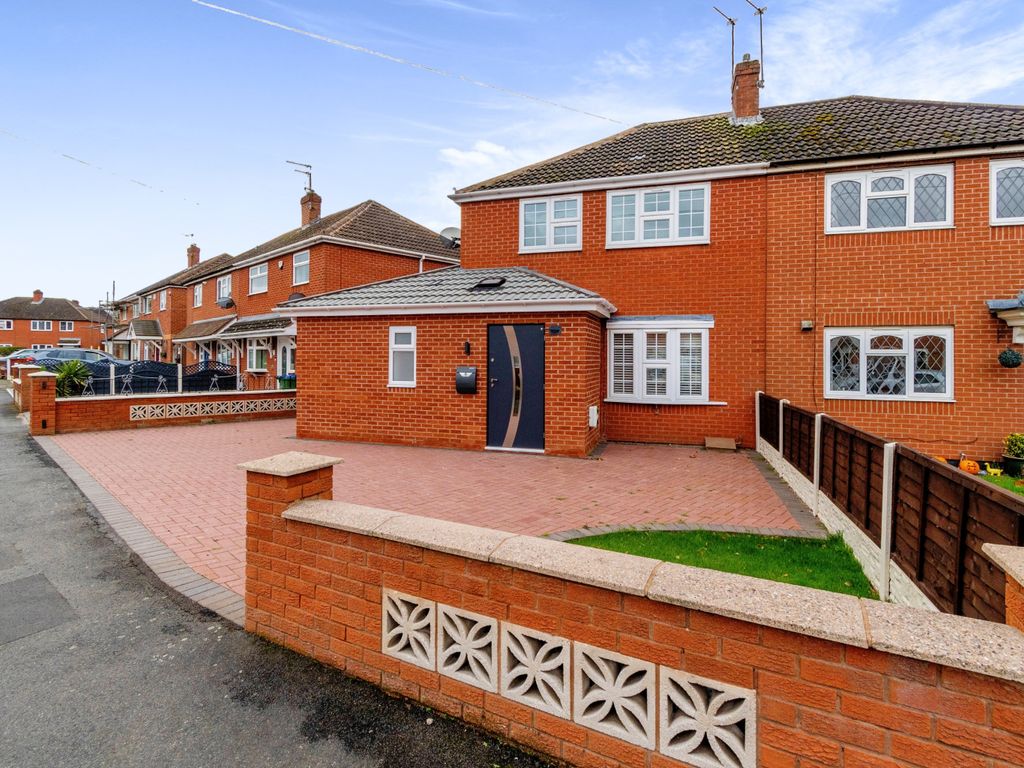 Hillary Avenue, Wednesbury WS10  