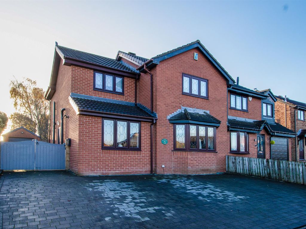 4 bed semidetached house for sale in Ridings Lane, Lofthouse