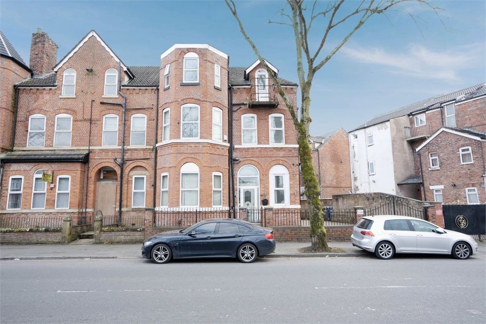 6 bed end terrace house for sale in Crumpsall Lane, Crumpsall