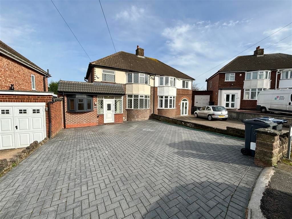 3 bed property to rent in Lindens Drive, Sutton Coldfield B74, £1,600 pcm Zoopla