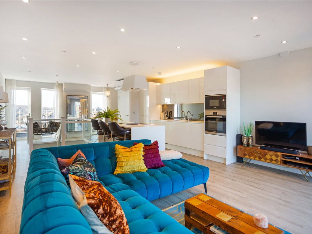 Chertsey Street, Guildford, Surrey GU1  