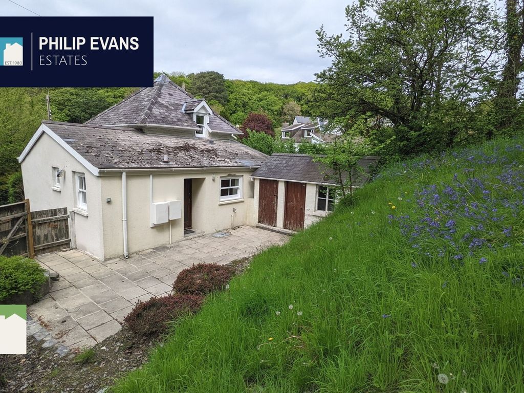 2 bed detached house to rent in Crugiau Lodge, Rhydyfelin SY23, £900