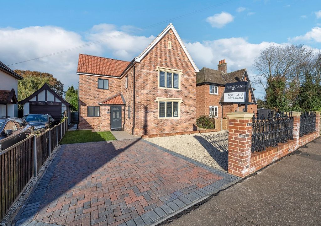 New home, 3 bed detached house for sale in Merton Road, Watton